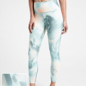 Athleta Elation Printed 7/8 tight